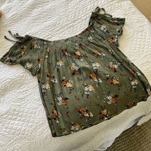 Cropped Off-the-Shoulder Floral Blouse